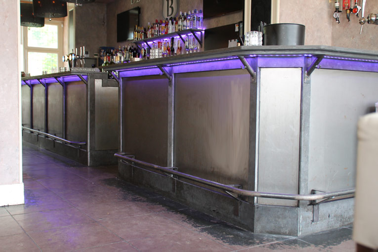 bar met ledverlichting horecaconcept